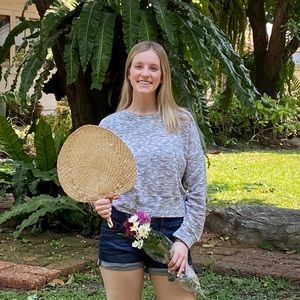 Meet your Posher, Amanda